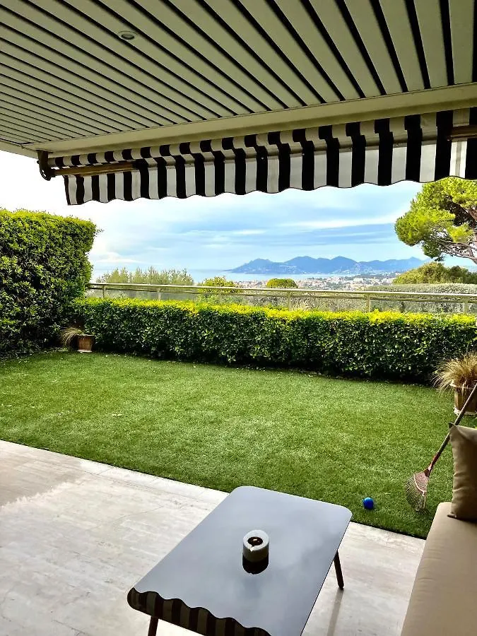 Apartment Garden Sea View - Victoria - Le Cannet